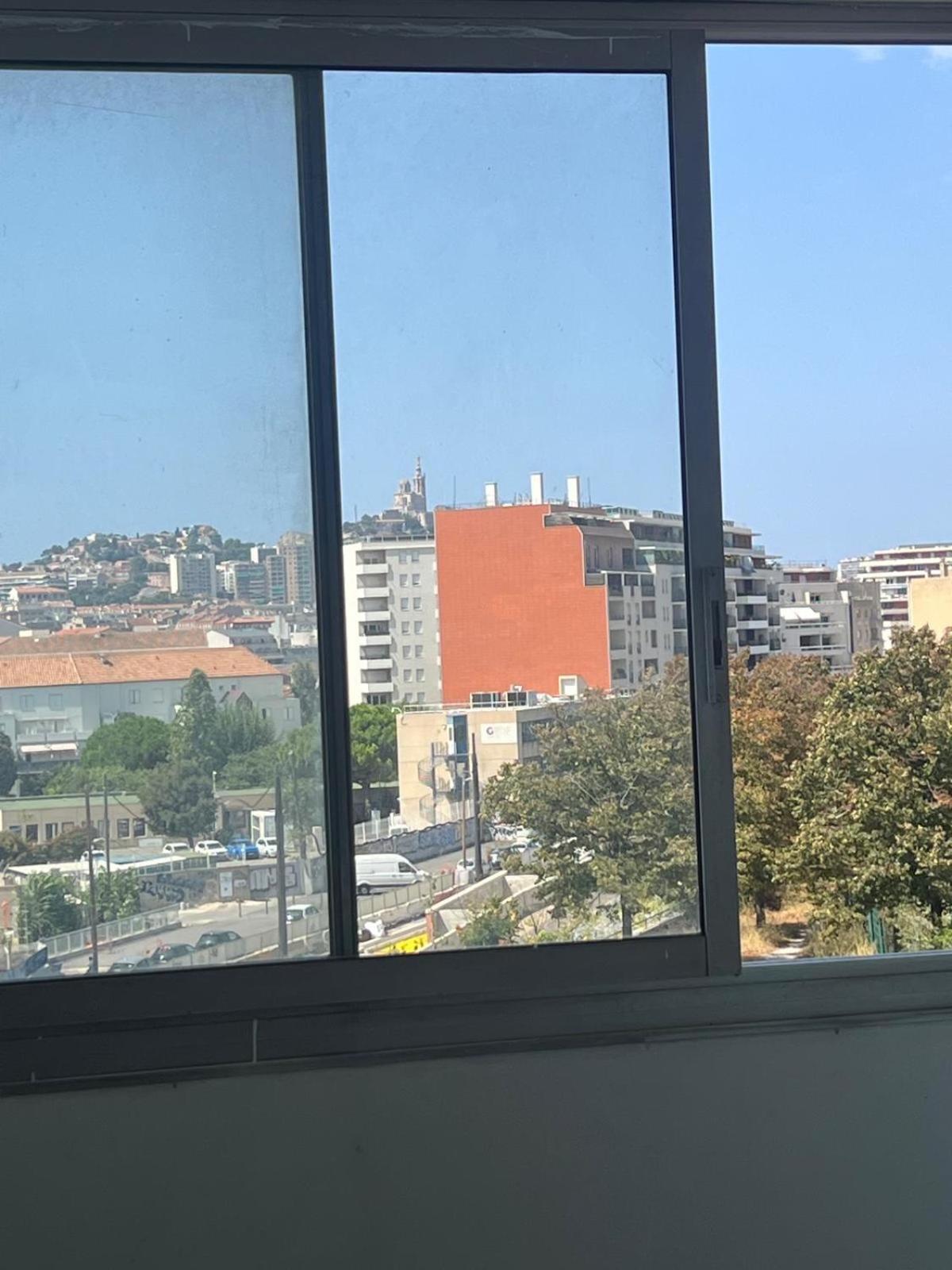 Appartement 2 Chambre Et Grand Sejour 100M2 A 5 Min Du Stade Velodrome Marseille Bagian luar foto